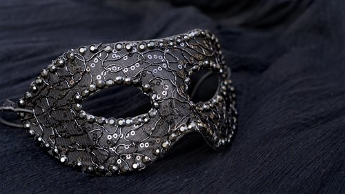 Breakfast Club - Spooky Mask Making